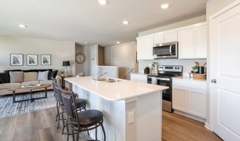 1004 33RD St SE, Altoona, IA 50009