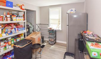 3 MARKET St, Aberdeen, MD 21001