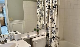 21 Dogwood Dr, Barnegat, NJ 08005