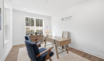 5413 WOODWAY Dr, Alexandria, VA 22310