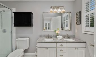 212 Orchard Woods Dr, North Kingstown, RI 02874