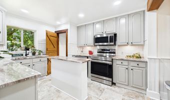 104 S FIRST St, Greenwood, DE 19950