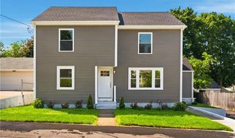 38 Winsor St, Cumberland, RI 02864