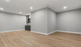 305 Shadows Lawn Dr, Athens, TN 37303