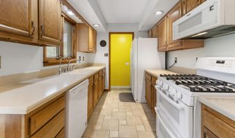 74 Muncy Ln, Ashland, KY 41102