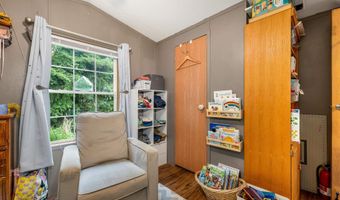 49 Leavitt Rd, Belmont, NH 03220