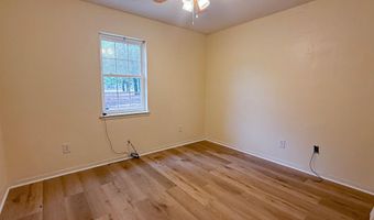 5703 Old River Rd, Baker, FL 32531
