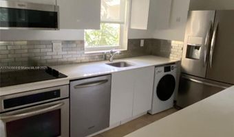 32 Camden Dr 2, Bal Harbour, FL 33154