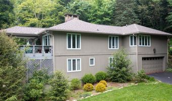 521 Azalea Ln, Cashiers, NC 28717