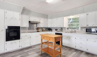 605 Old Kaplan Hwy, Abbeville, LA 70510