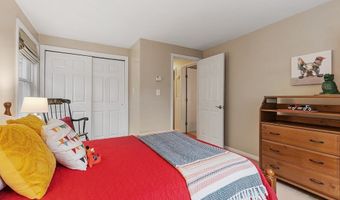 7 Robbins Rd, Ayer, MA 01432