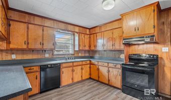 605 N Day Ave, Bay Minette, AL 36507