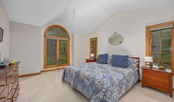 1955 Augusta Valley Ln SE, Ada, MI 49301