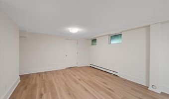 340 Orchard Hills Dr, Ann Arbor, MI 48104