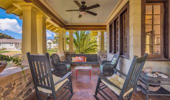 119 Washington St, Bay St. Louis, MS 39520