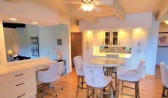 14 Vermillion Dr, Avon, CT 06001