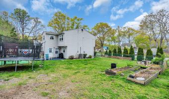 75 Bittern Ln, Bayville, NJ 08721