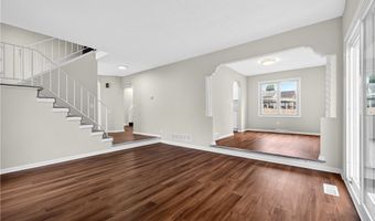 578 N Main St, Amherst, OH 44001