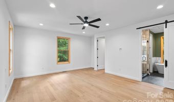 31 Grindstaff Dr, Asheville, NC 28803
