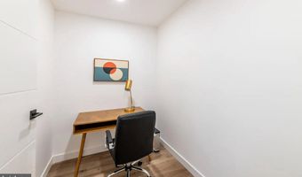 250 S REYNOLDS St 1004, Alexandria, VA 22304