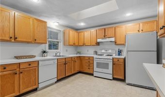 102 Windward Walk, North Kingstown, RI 02852