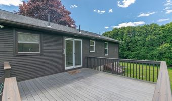 629 River Rd, Agawam, MA 01001