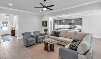 153 Le Moyne St, Bay St. Louis, MS 39520