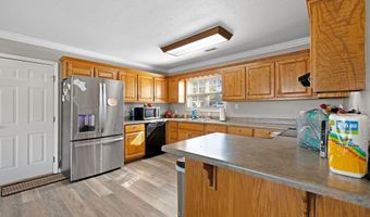 4345 Walnut St, Albertville, AL 35950