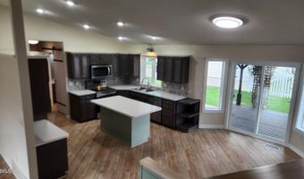 2630 Henry St, Bismarck, ND 58503