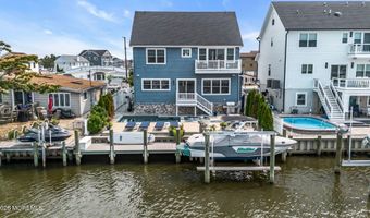 33 Amherst Dr, Bayville, NJ 08721