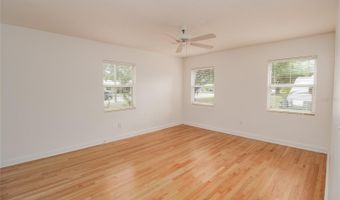 132 KINSTLE Ave, Auburndale, FL 33823