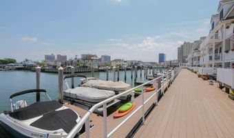4 Chelsea Ct, Atlantic City, NJ 08401