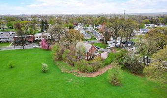 40 Carpenter St, Belleville, NJ 07109