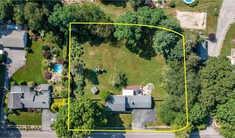 471 N Quidnessett Rd, North Kingstown, RI 02852