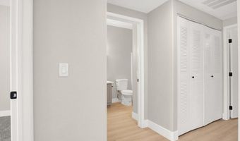 5655 E Sahara Ave 2009, Las Vegas, NV 89142