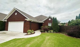 104 Canterbury Cir, Arab, AL 35016