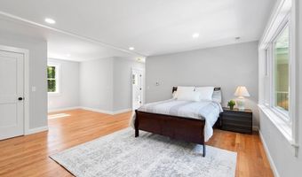 11 Bicknell Rd, Billerica, MA 01821