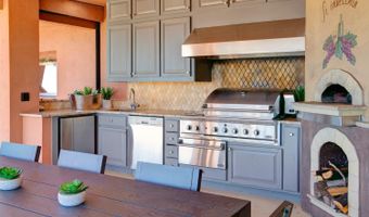 1340 Crestmont Dr, Angwin, CA 94508