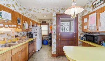 308 College St, Burlington, VT 05401