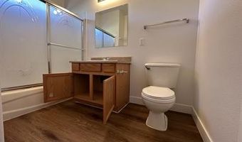 2010 Rancho Lake Dr 204, Las Vegas, NV 89108