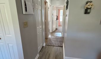 8133 Wichita Hill Dr, Indianapolis, IN 46217