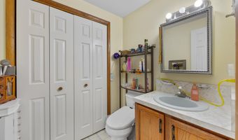 995 FORD HILL Rd, Augusta, WV 26704