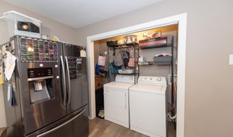 1025 Paradise Rd, Ball, LA 71405