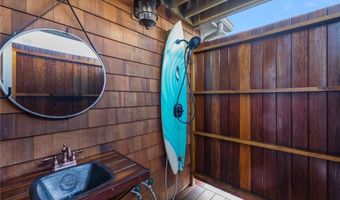81 S Pier Rd, Narragansett, RI 02882