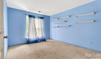 649 Raphael Pl, Charlotte, NC 28205