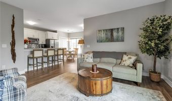 295 Northill Dr B, Amherst, NY 14221
