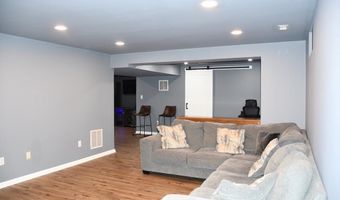 77 OAKTON Dr, Atco, NJ 08004