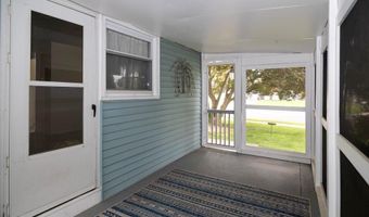 6 S BELL Rd, Bellmawr, NJ 08031