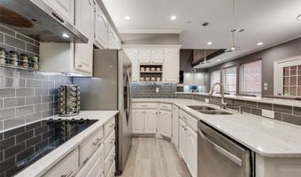 17060 Upper Bay Rd, Addison, TX 75001