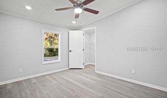 137 Winsor Rd, Beaufort, SC 29906